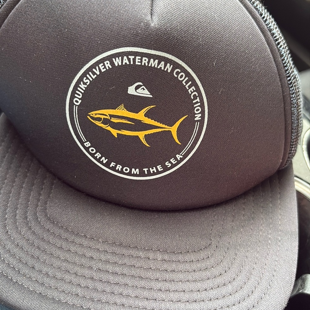 WOW!!!! Reduced!!  Quicksilver NEW  Waterman Collection Trucker hat